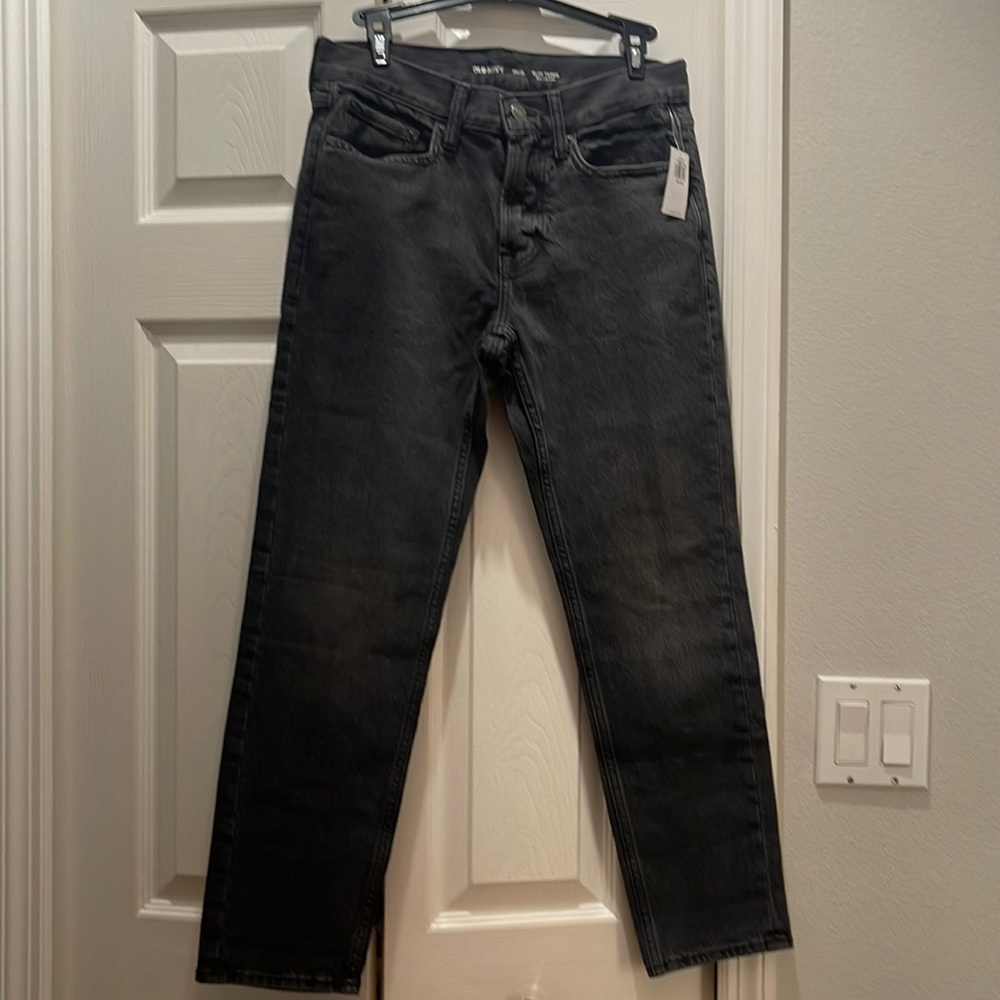 Old Navy size 28/ 28 slim taper jeans